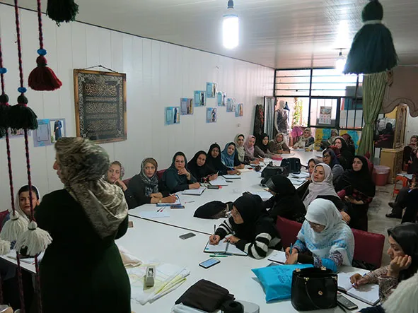 معرفی کامل بهترین آموزشگاه های خیاطی در اصفهان 4 آموزشگاه های خیاطی اصفهان